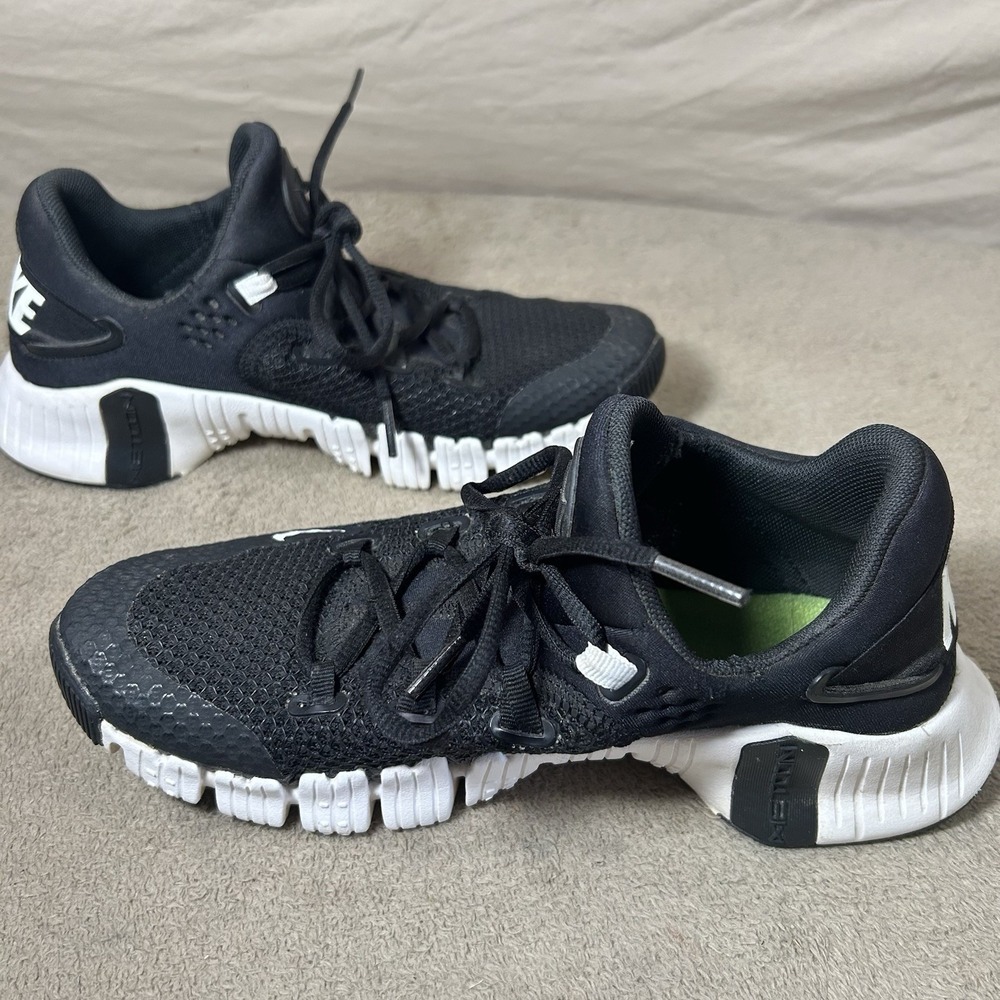 Nike Free Metcon 4 Black White Training Shoes CZ0596-010 Womens 7.5 - Picture 2 of 8